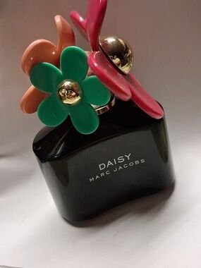 "DAISY" Marc Jacobs Perfume